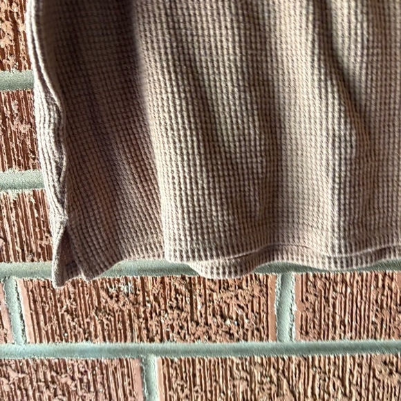 Abercrombie and Fitch Waffle Knit Tan Cropped Top Size Small - Picture 3 of 8